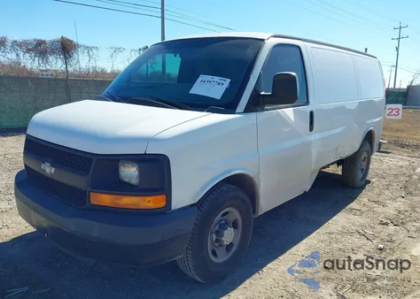2016 Chevrolet Express 2500 Work Van z USA, uszkodzony, nr VIN 1GCWGAFF6G1118694